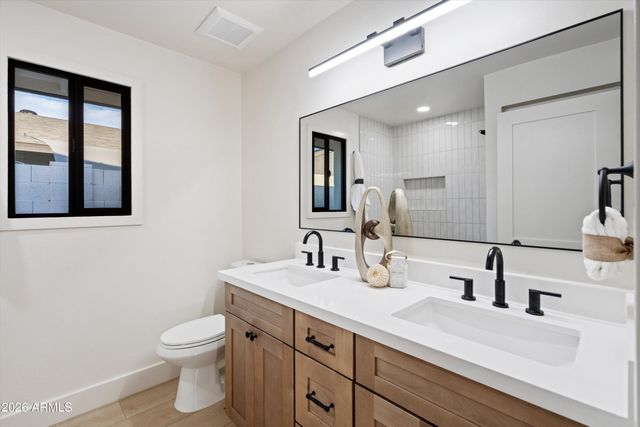 1019 E WATSON Drive, Tempe, AZ 85283