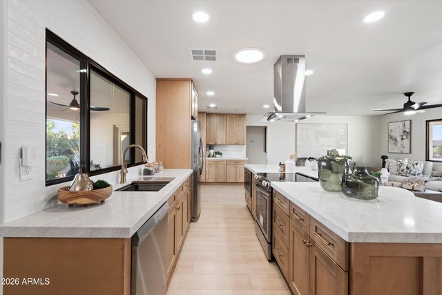 1019 E WATSON Drive, Tempe, AZ 85283