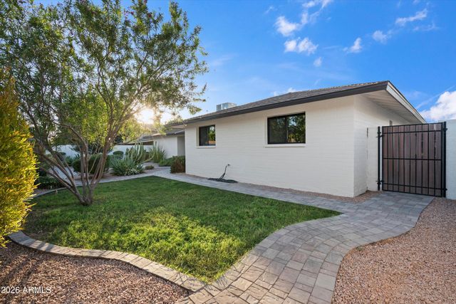 1019 E WATSON Drive, Tempe, AZ 85283