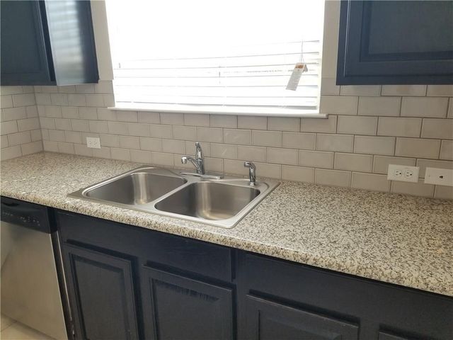 1024 Peregrine WAY, Leander, TX 78641