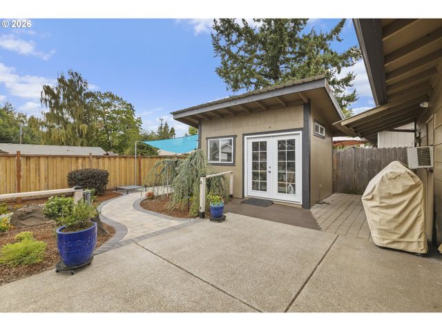 764 FAYMAR Dr, Keizer, OR 97303