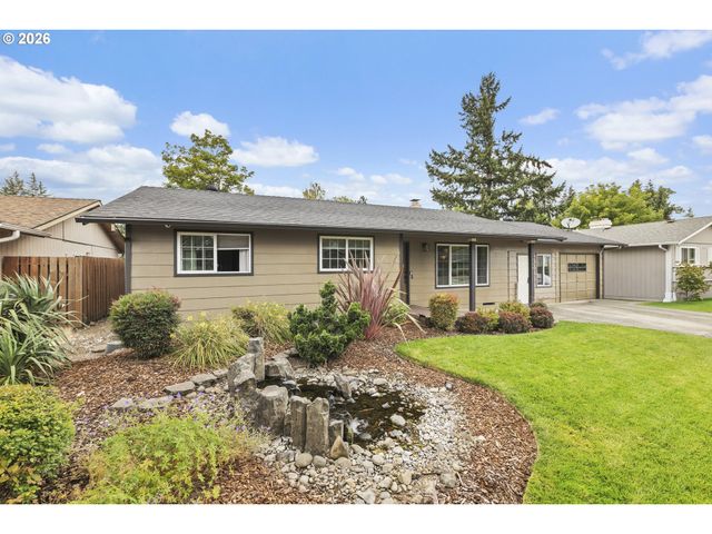 764 FAYMAR Dr, Keizer, OR 97303