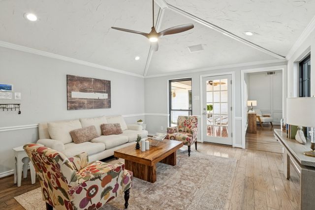 9006 Church Road, Dallas, TX 75231