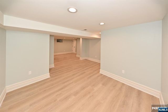 190 Madison Avenue 1, Midland Park, NJ 07432