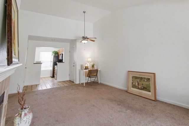 160 160 Reflections Dr 23, San Ramon, CA 94583