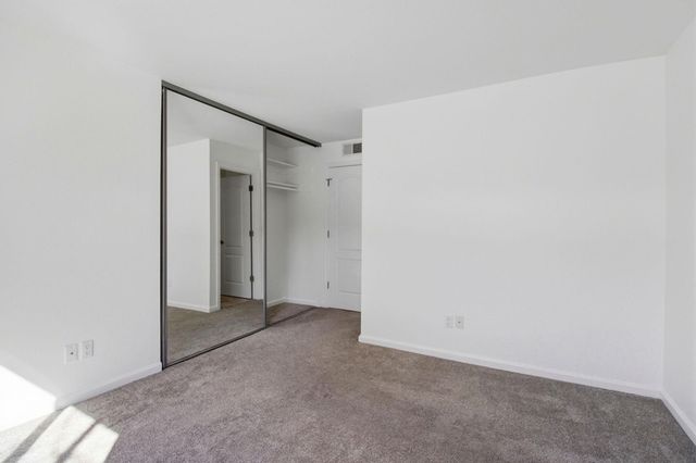 160 160 Reflections Dr 23, San Ramon, CA 94583