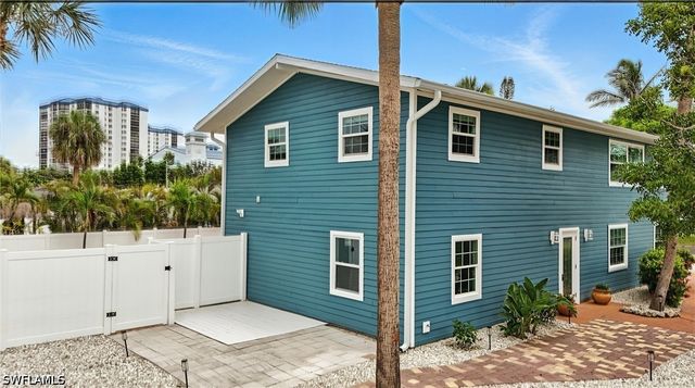 4880 Coquina RD, Fort Myers Beach, FL 33931