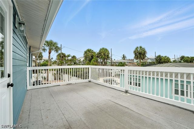 4880 Coquina RD, Fort Myers Beach, FL 33931