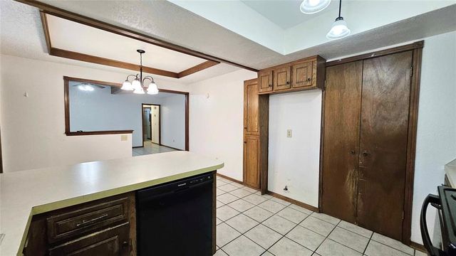 10417 Fairfax Lane, Yukon, OK 73099