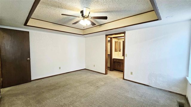 10417 Fairfax Lane, Yukon, OK 73099