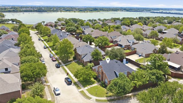 5314 Somerset Drive, Rowlett, TX 75089
