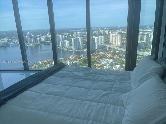 18555 Collins Ave 4804, Sunny Isles Beach, FL 33160