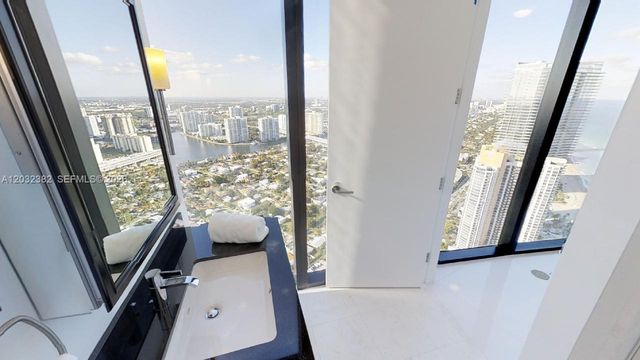 18555 Collins Ave 4804, Sunny Isles Beach, FL 33160