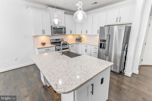 20207 HUNTINGTON CT, Hagerstown, MD 21742