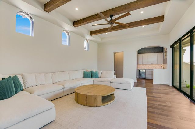 242 La Serena LOOP, Horseshoe Bay, TX 78657