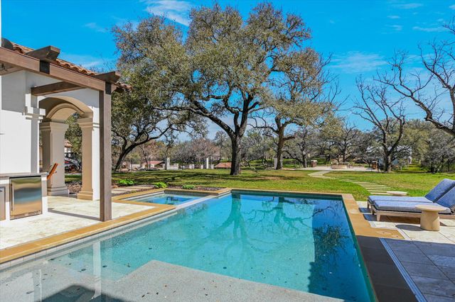 242 La Serena LOOP, Horseshoe Bay, TX 78657