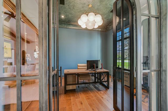 242 La Serena LOOP, Horseshoe Bay, TX 78657