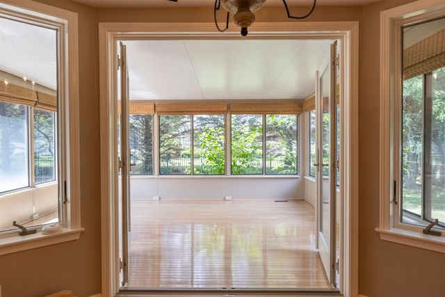 2365 Flagstone Drive, Flushing, MI 48433