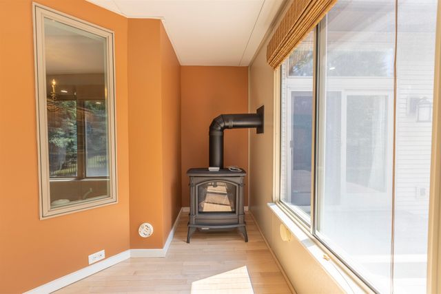 2365 Flagstone Drive, Flushing, MI 48433