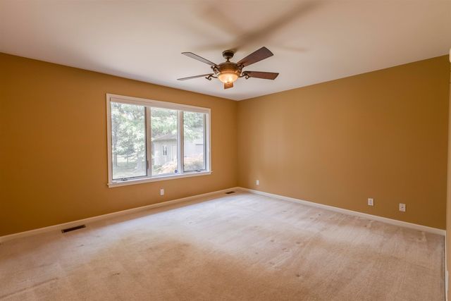 2365 Flagstone Drive, Flushing, MI 48433