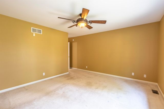 2365 Flagstone Drive, Flushing, MI 48433