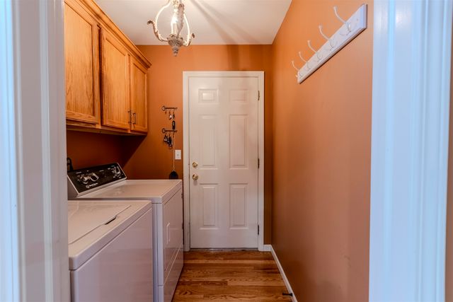 2365 Flagstone Drive, Flushing, MI 48433