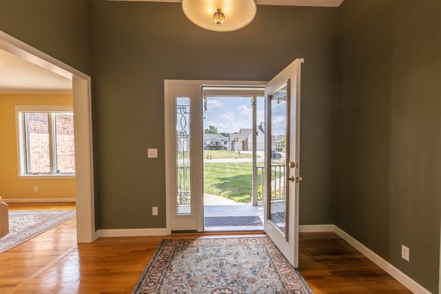 2365 Flagstone Drive, Flushing, MI 48433