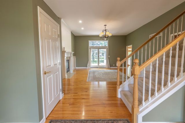 2365 Flagstone Drive, Flushing, MI 48433