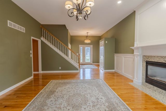 2365 Flagstone Drive, Flushing, MI 48433