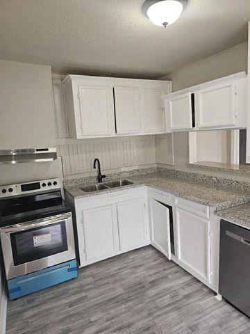 8010 Miley Street, Houston, TX 77028