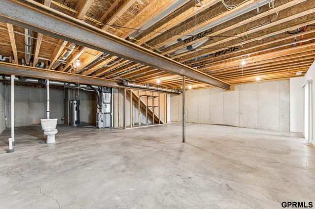 7809 S 22 Avenue, Bellevue, NE 68147