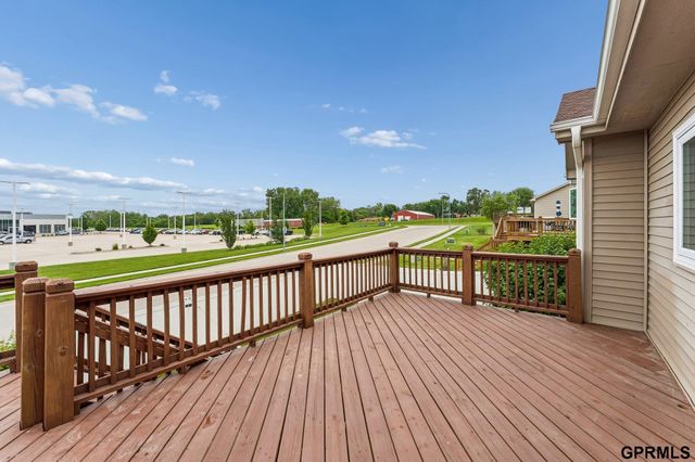 7809 S 22 Avenue, Bellevue, NE 68147