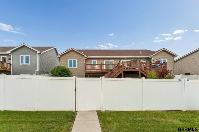 7809 S 22 Avenue, Bellevue, NE 68147