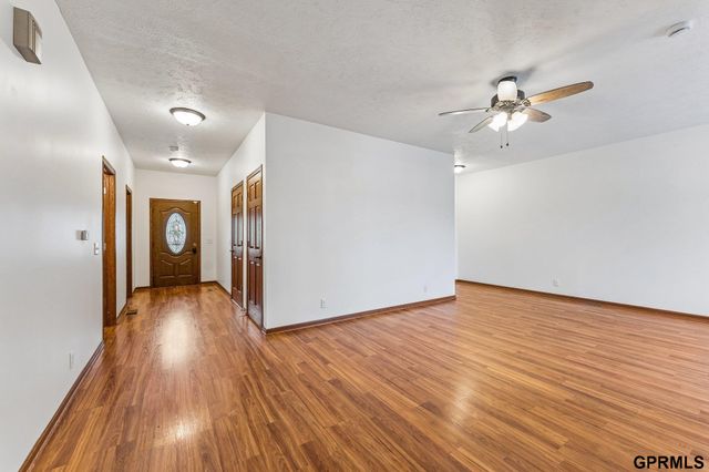7809 S 22 Avenue, Bellevue, NE 68147