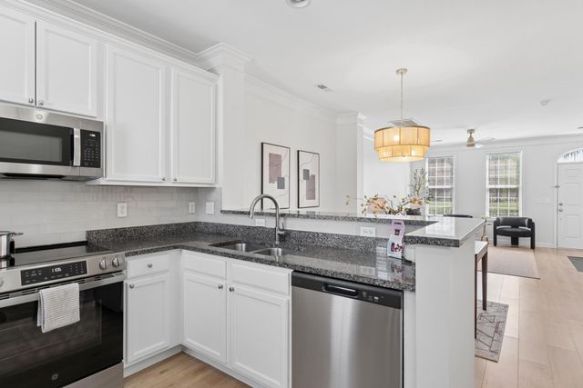 808 Rue Drive, Charleston, SC 29414