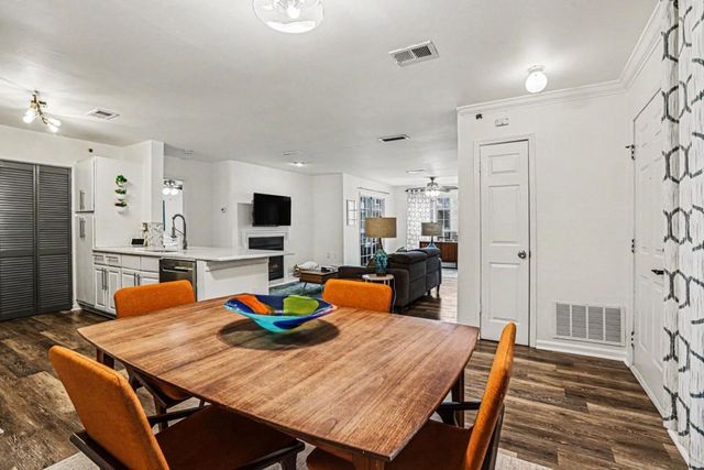 408 Mill Pond Court SE, Smyrna, GA 30082