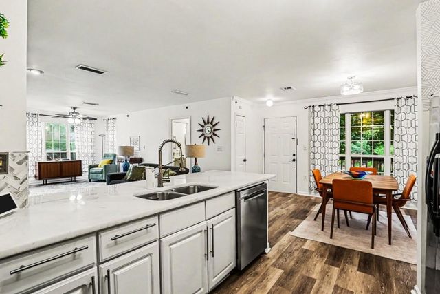 408 Mill Pond Court SE, Smyrna, GA 30082