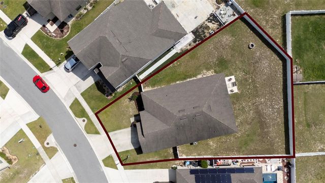 8746 CONOY AVENUE, Polk City, FL 33868