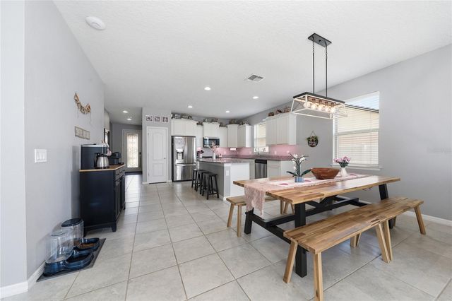 8746 CONOY AVENUE, Polk City, FL 33868