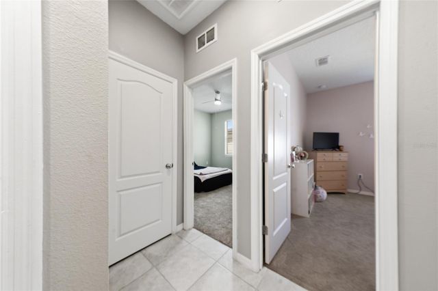 8746 CONOY AVENUE, Polk City, FL 33868