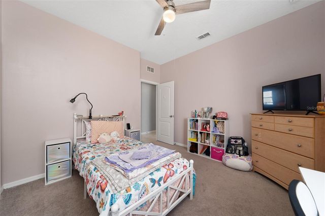 8746 CONOY AVENUE, Polk City, FL 33868