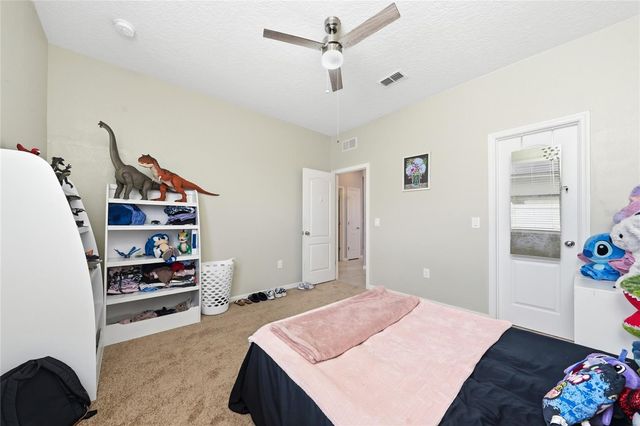 8746 CONOY AVENUE, Polk City, FL 33868