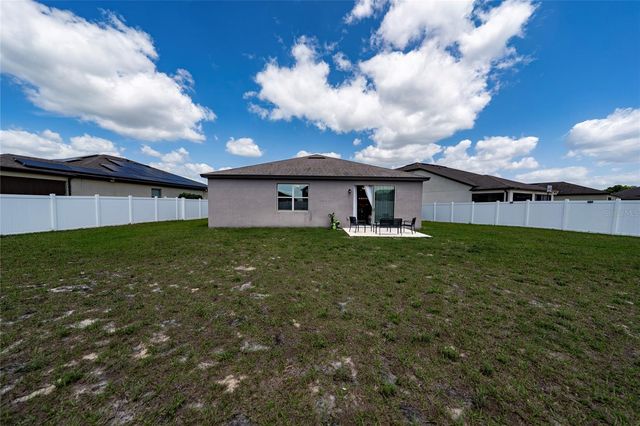 8746 CONOY AVENUE, Polk City, FL 33868