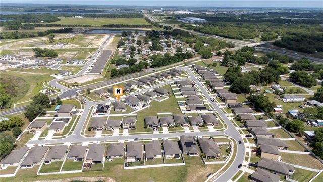 8746 CONOY AVENUE, Polk City, FL 33868