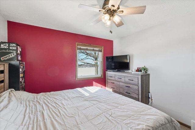 2817 Spring Hill Drive, Stoughton, WI 53589