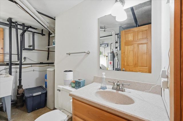 2817 Spring Hill Drive, Stoughton, WI 53589