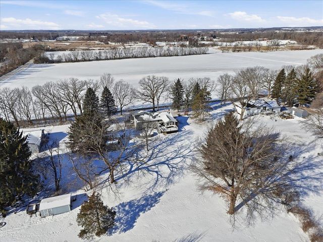 2817 Spring Hill Drive, Stoughton, WI 53589