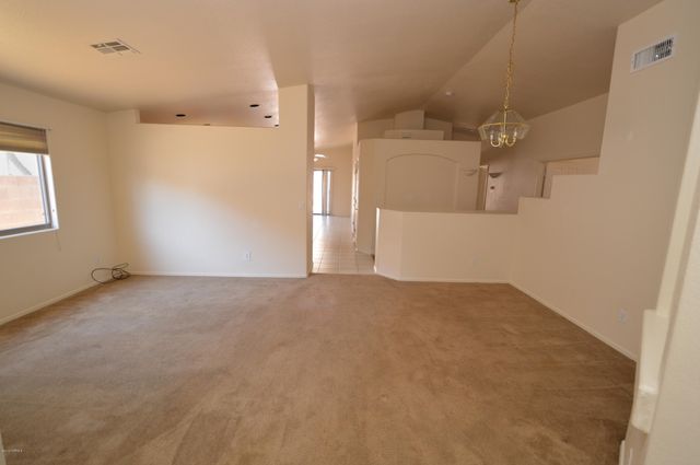 65 N Shadow Creek Place, Tucson, AZ 85748