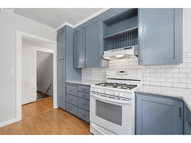 5204 Ne 36th Ave, Portland, OR 97221