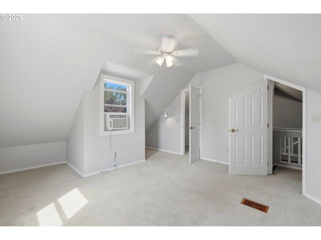 5204 Ne 36th Ave, Portland, OR 97221